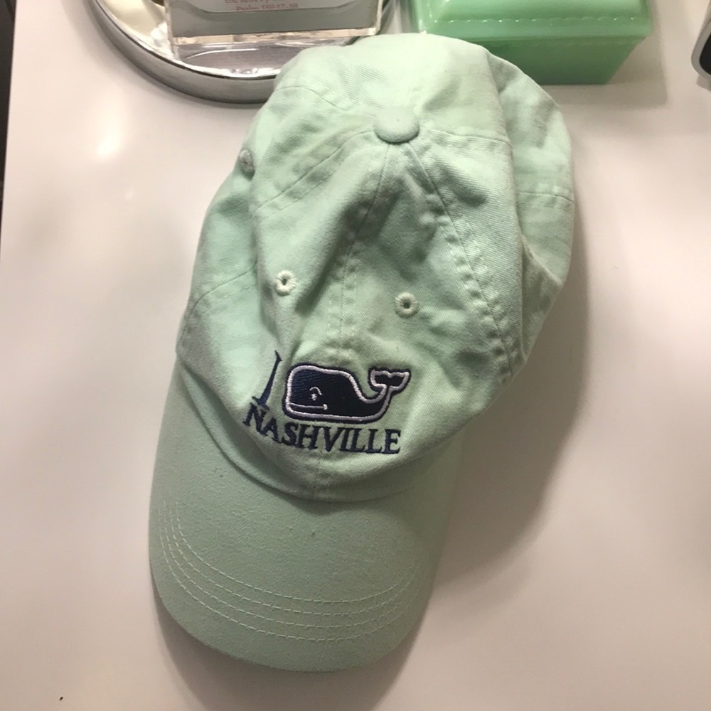 Mint Vineyard vines hat